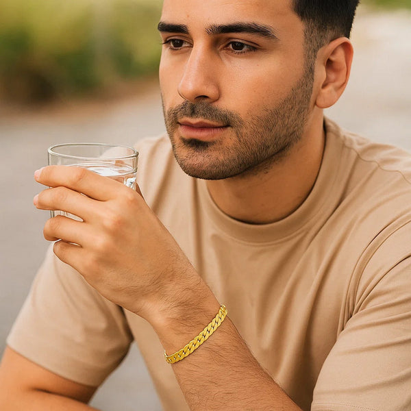 14k Yellow Gold 8 inch Mens Curb Chain Bracelet (8.00 mm)